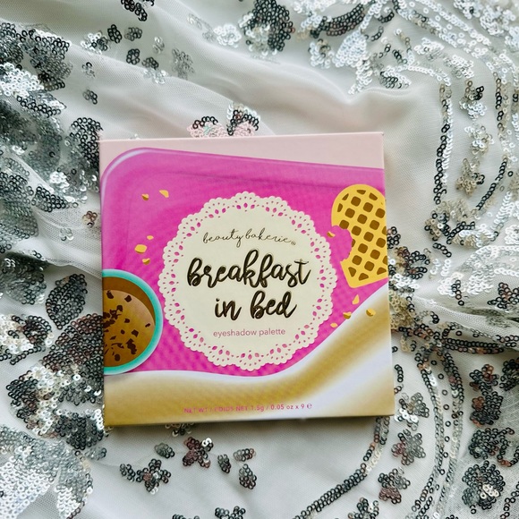 Beauty Bakerie, breakfast in bed, eyeshadow palette - Picture 5 of 5